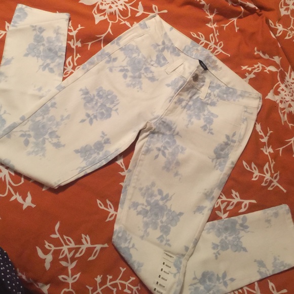 AE pants