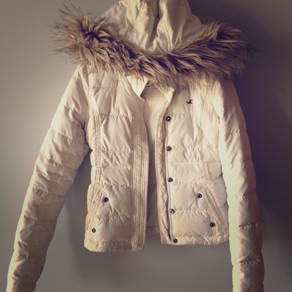 White Hollister Down Winter Coat with Zip Off Hood