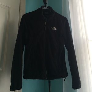 black XS north face