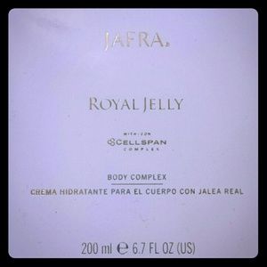 Royal Jelly Body Complex New