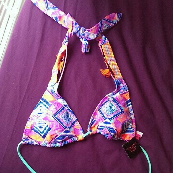 VS NWT Bathing Suit Top