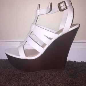 White wedges
