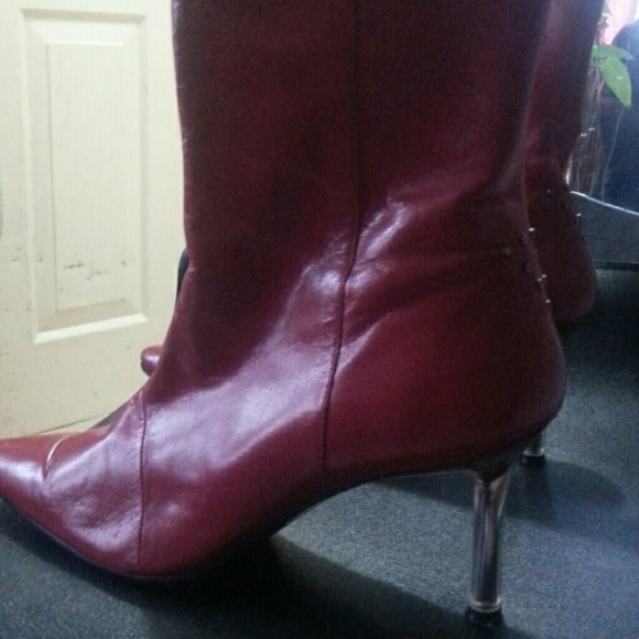 Red Boots - Picture 2 of 4