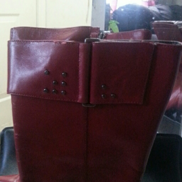 Red Boots - Picture 3 of 4