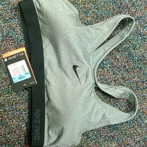 Nike pro classic padded sports  bra