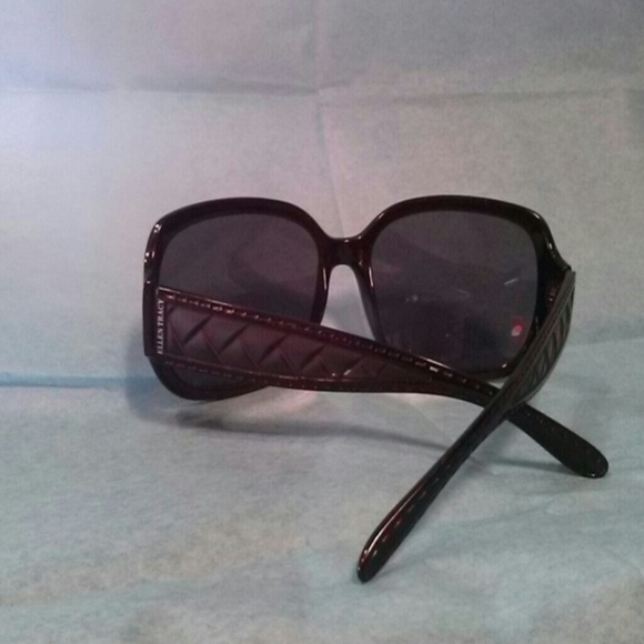 Sunglasses - Picture 3 of 3