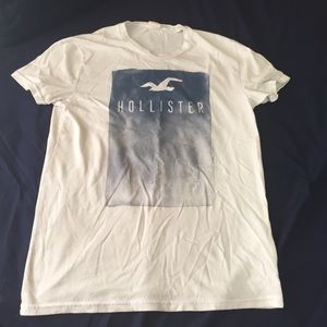 Men's Hollister shirt