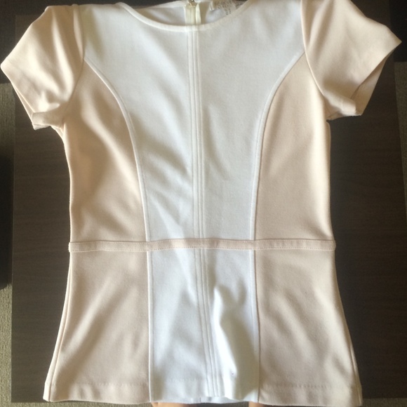 White/beige F21 top