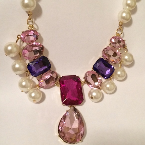Jewelry - Purple & pink Pearl fairy necklace earring set