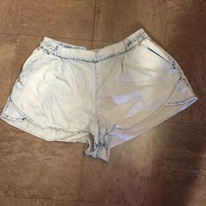 High waisted American eagle shorts