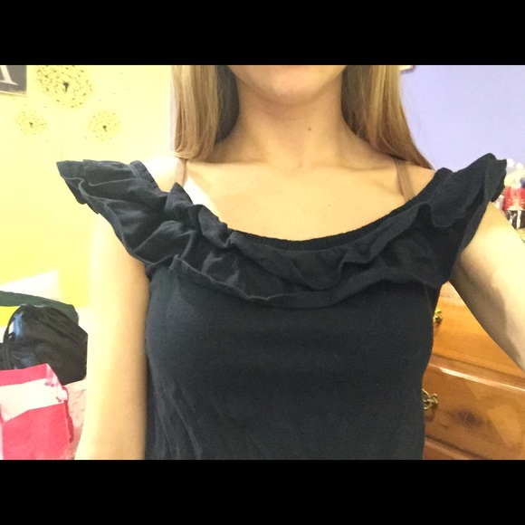 Navy blue Ruffle Hollister top