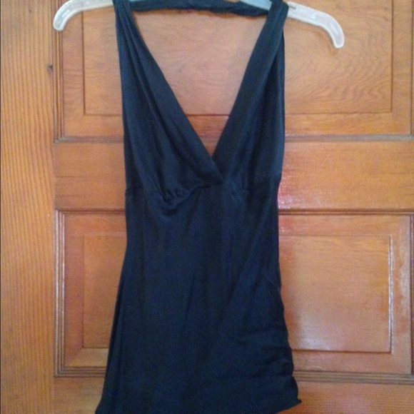 Four halter tops sold as bundle - Picture 3 of 4