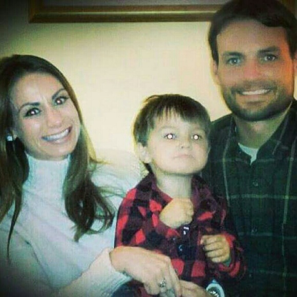 🎉 MEET YOUR SELLER 🎉