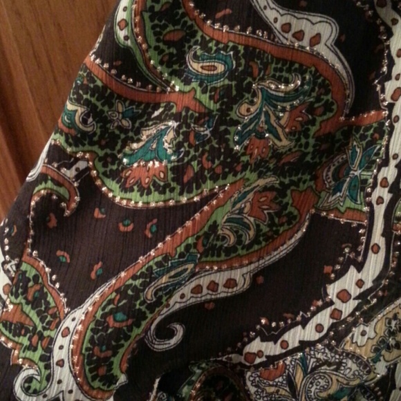 Top - Picture 3 of 3