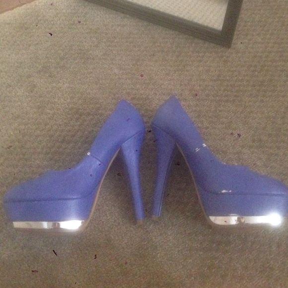 Electric blue pumps with silver bottom - Picture 3 of 4