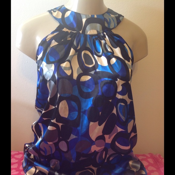 Gorgeous top silk size large