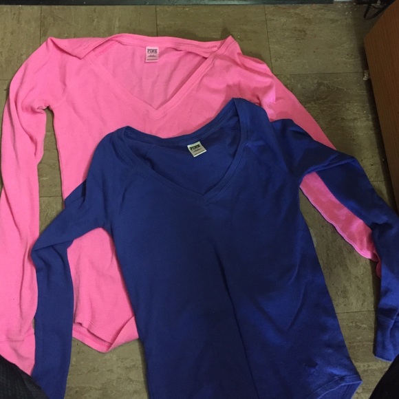 SOLD ON MERCARÌ BUNDLE 2 VS Pink thermals