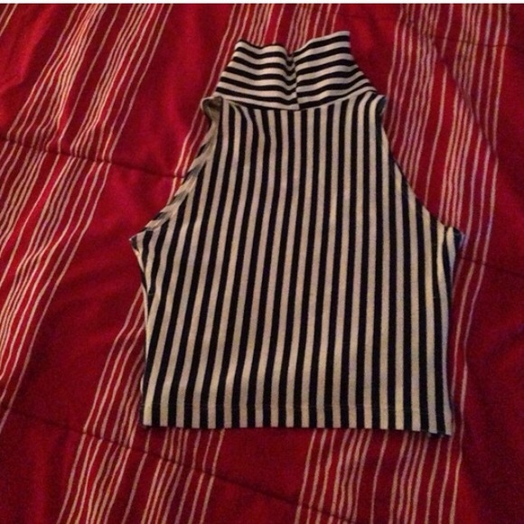 American Apparel crop top