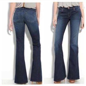 J Brand 'Babe' Flare Leg Stretch (Classic Wash)