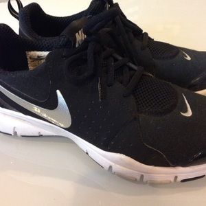 Nike In Season Womens Trainers