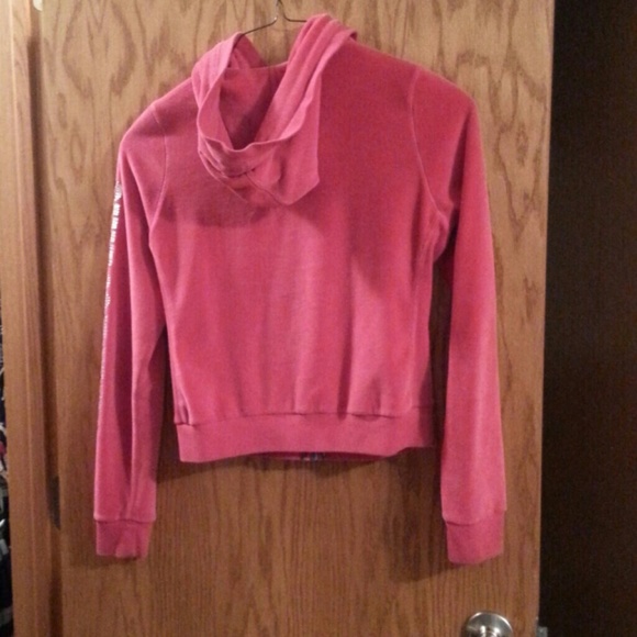 Zip up - Picture 4 of 4