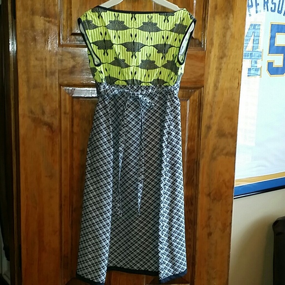 LITTLE GIRLS DRESS - Picture 2 of 4