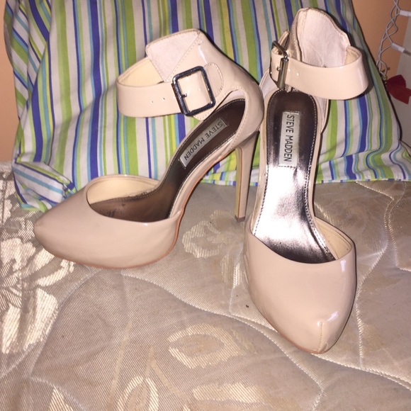 Nude Steve Madden high heels
