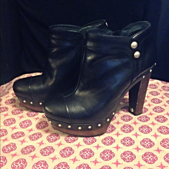 UGG Clog Ankle Boots💕