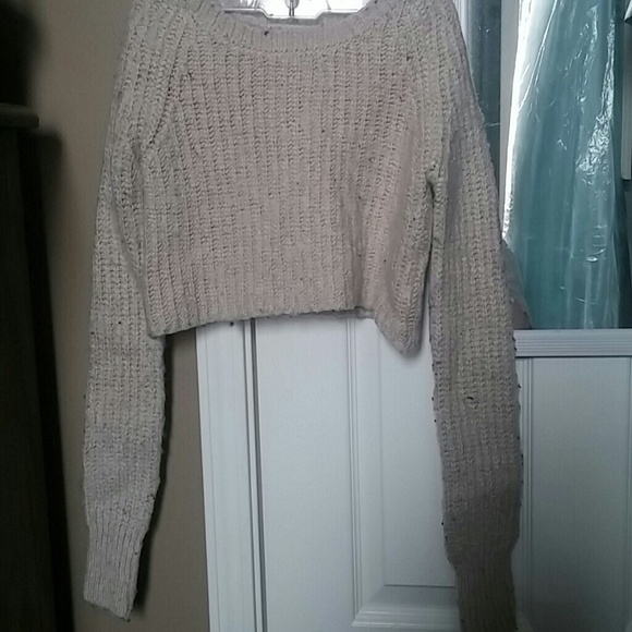 Urban outfitters crop top sweater