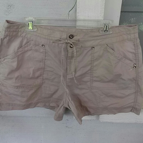 INC Khaki Shorts Size 16 With Stretch