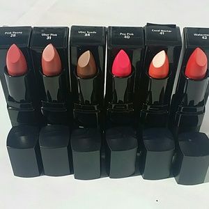 Bobbi brown lipstick bundle