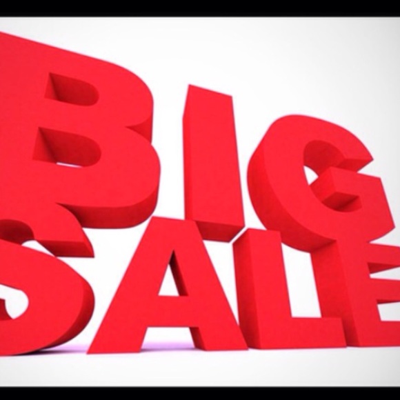 ALL ITEMS HAVE BEEN REDUCED! CHECK OUT MY CLOSET!