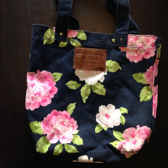 Abercrombie and Fitch tote