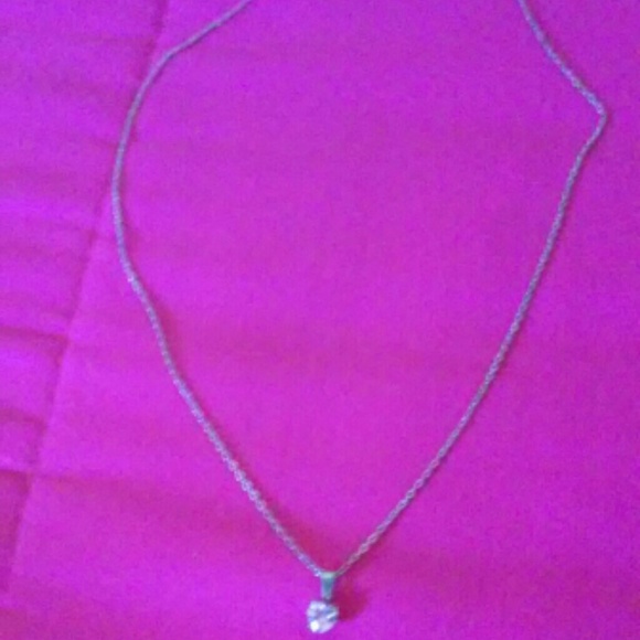 Beautiful diamond heart necklace ???