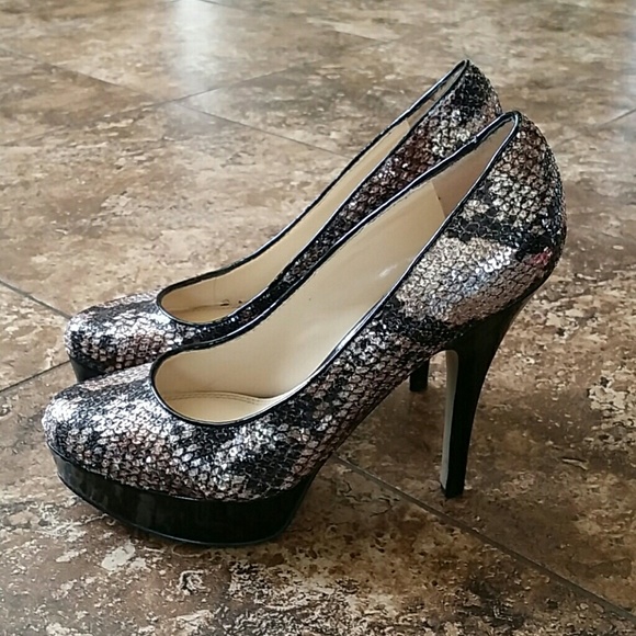 Enzo Angiolini pumps