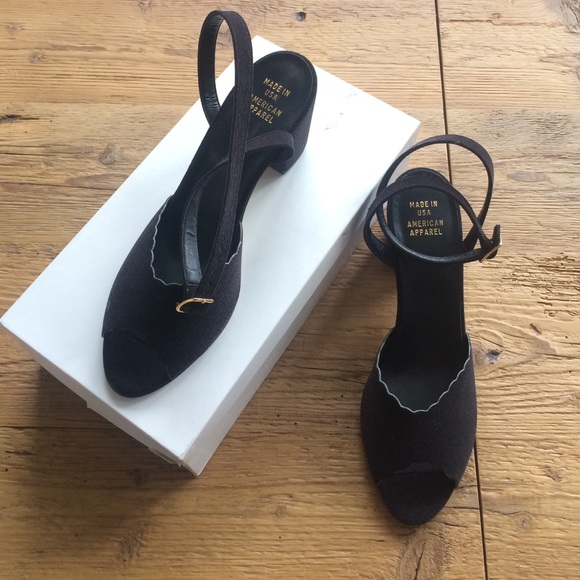 NWT Vegan AA Black Strappy Heels 9 - Picture 3 of 4