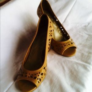 Merona Cutout Wedge shoes