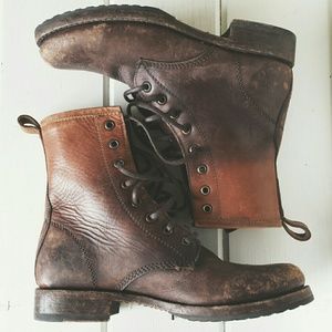 NWOT !!!! FRYE Veronica Combat in Cognac - 7.5