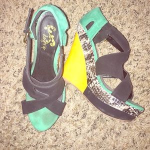 Yellow, teal, black and snake skin wedges!