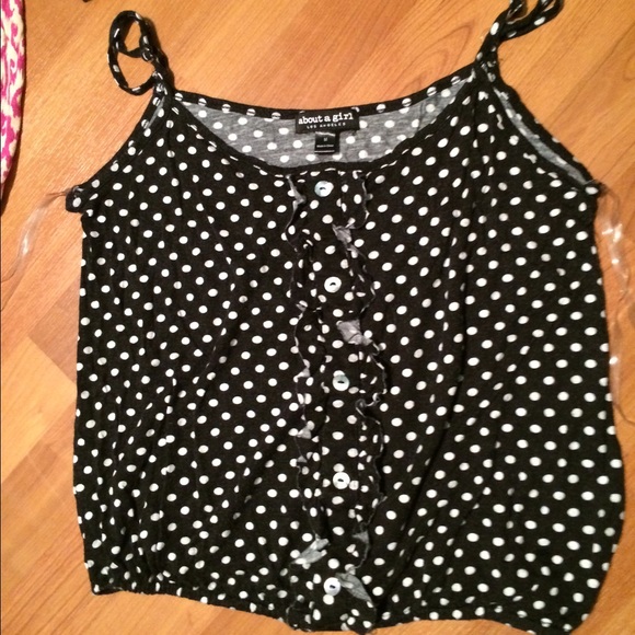 Summer tank top bundle!!