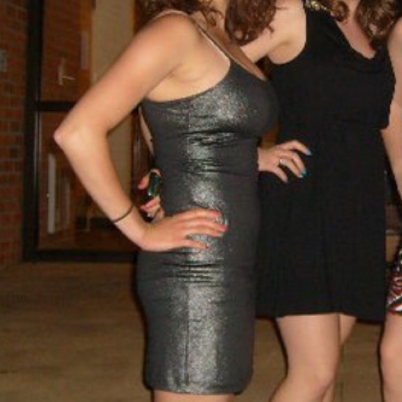 Shimmer Express dress! - Picture 4 of 4