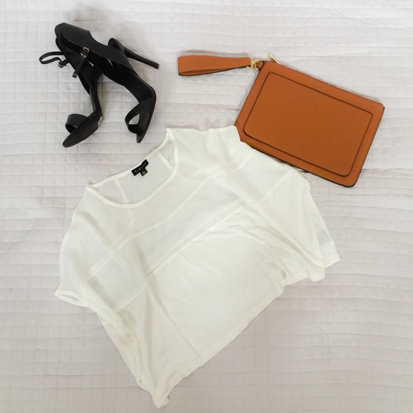 Tops - ❤️Boatneck crop top