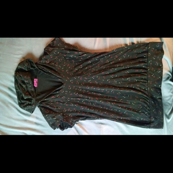 Hooded top