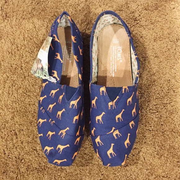 **BRAND NEW** TOMS | Blue with Orange Giraffes