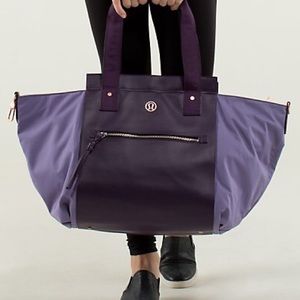 Lululemon carry me om tote - purple