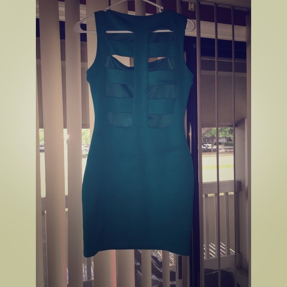 Grenn rib cage open back dress