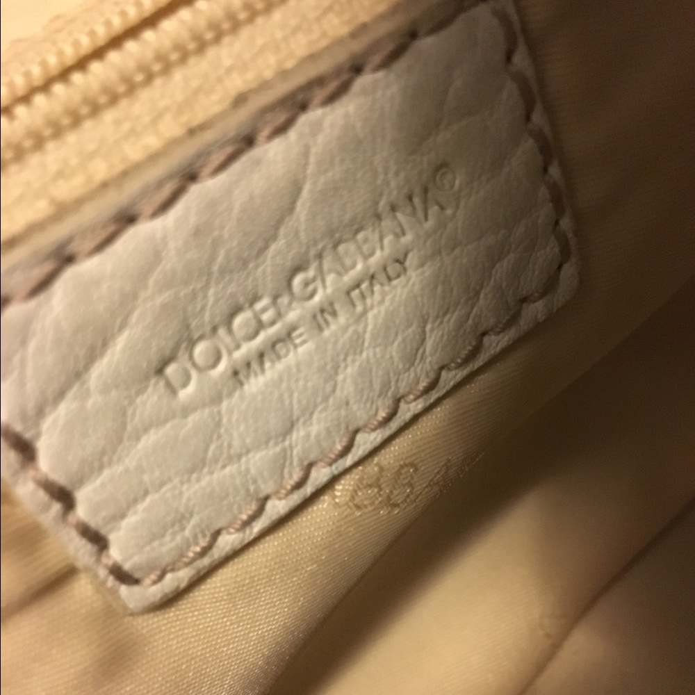 ❌SOLD❌Dolce & Gabbana small handbag-Classic! - Picture 7 of 8