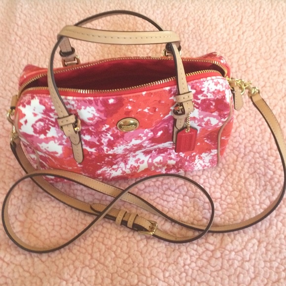Coach Handbags - Coach bag