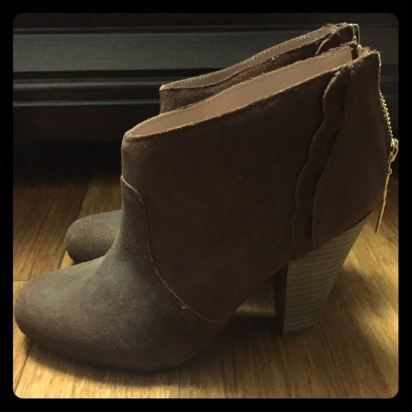 Betsy Johnson booties