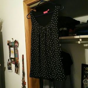 Black and white polka-dot tank
